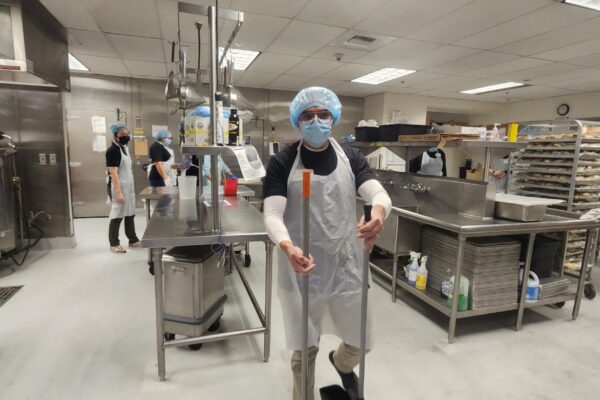 MIDNIGHT MISSION (photo 016)_11.14.23_KN_USE (1)